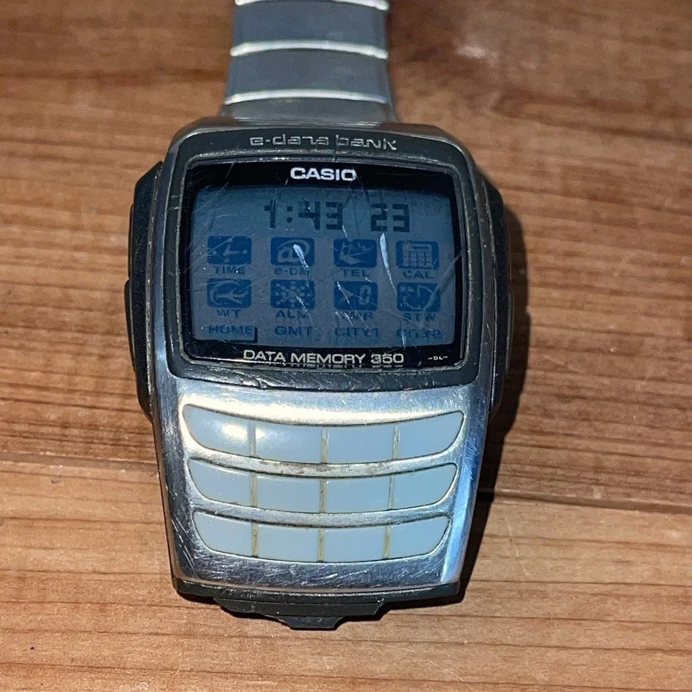 CASIO EDB-610 E-DATA BANK DATA MEMORY MOD 2550 Used Movement work Good 4 PARTS*
